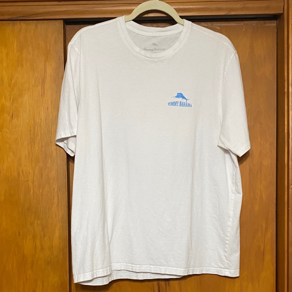 Tommy Bahama White Blue Short Sleeve Tee Golf Dog Casual